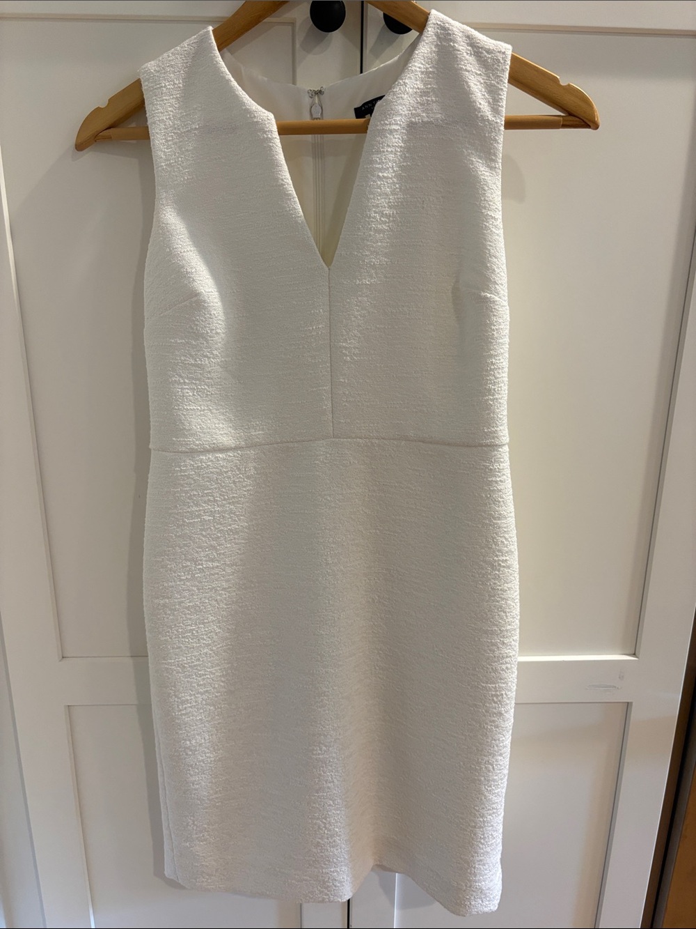 Classic White V-Neck Sheath Dress